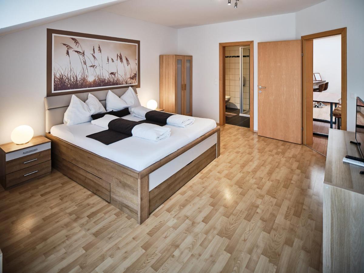 Weingut Gaestehaus D&D Haider Jois Esterno foto
